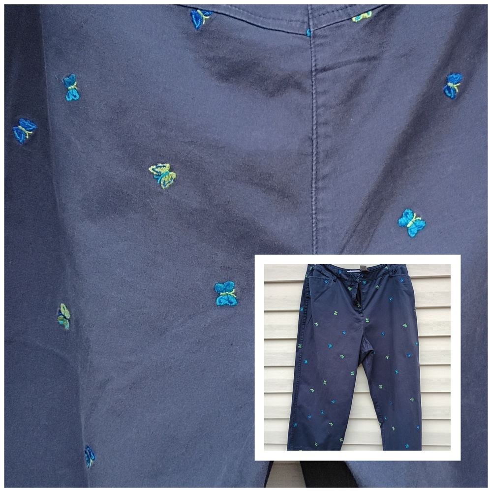 🦋L/XL Navy Blue Butterfly Embroidered Capri Shorts, 3/4 Pants, Mostly Cotton